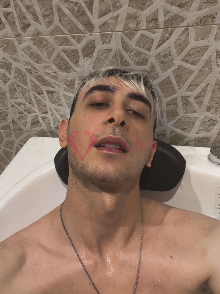 Maxim, 27, Russian, in Yas Island, Abu Dhabi, from AED 2,800 an hour, speaks Russian and English — photo 4 of 8