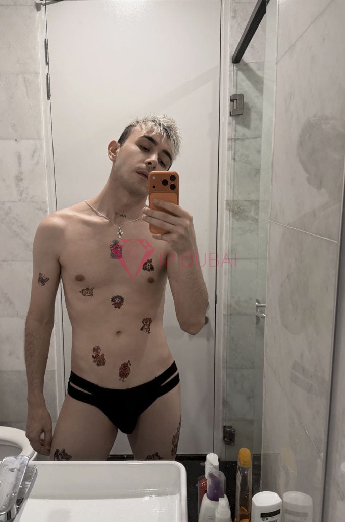 Maxim, 27, Russian, in Yas Island, Abu Dhabi, from AED 2,800 an hour, speaks Russian and English — photo 7 of 8