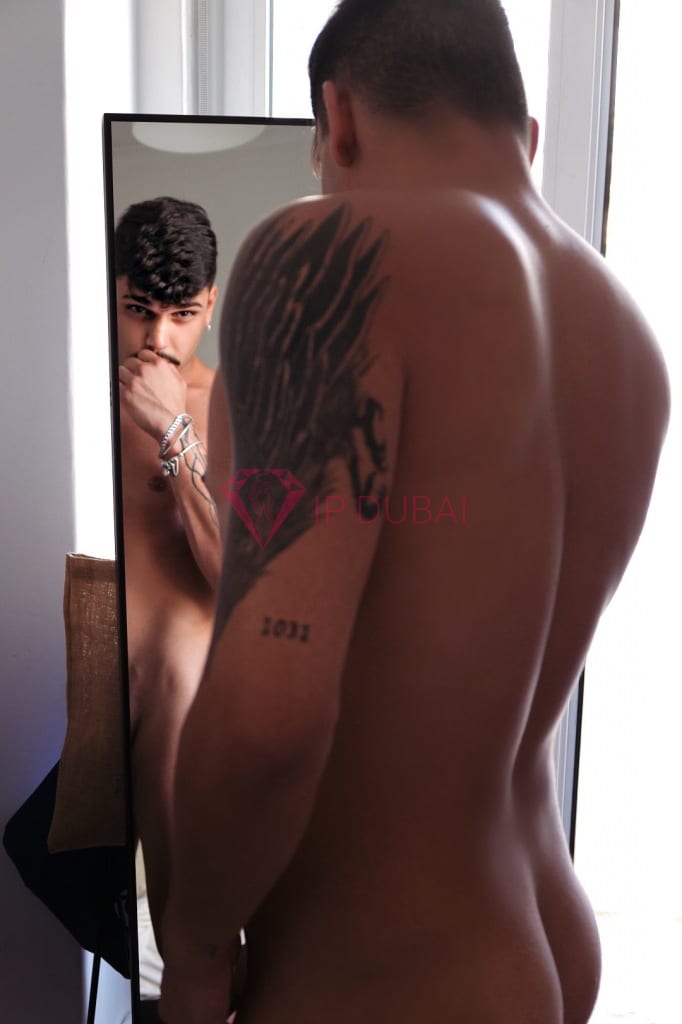 Gustavo, 28, Latina, in Karama, Dubai, from AED 2,600 an hour, speaks Spanish and Portuguese — photo 4 of 11