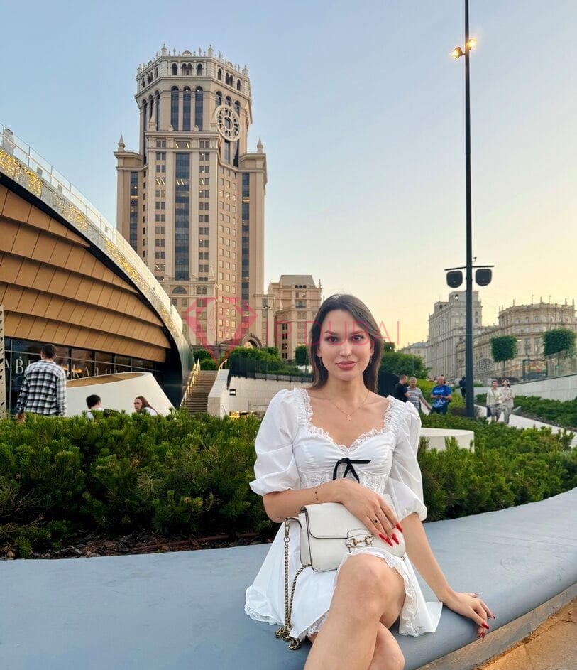 Yuna, 27, Asian, in DIFC, Dubai, from AED 1,850 an hour, speaks Chinese and English — photo 19 of 23