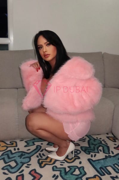Bianca, 25, Latina, in TECOM, Dubai, from AED 2,900 an hour, speaks Spanish and Portuguese — photo 29 of 56