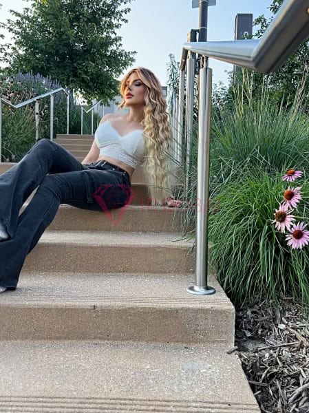 Luana, 25, Latina, in TECOM, Dubai, from AED 8,100 an hour, speaks Spanish and Portuguese — photo 14 of 24