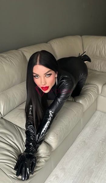Camila, 28, Latina, in Business Bay, Dubai, from AED 2,300 an hour, speaks Spanish and Portuguese — photo 52 of 54