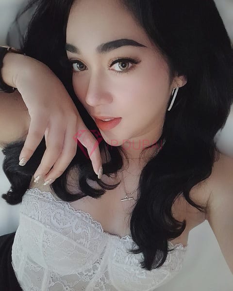 Lian, 24, Asian, in Downtown, Dubai, from AED 2,600 an hour, speaks Chinese and English — photo 13 of 17