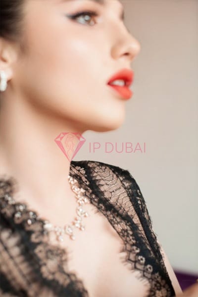 Estelle, 21, European, in TECOM, Dubai, from AED 2,450 an hour, speaks English and French — photo 18 of 34