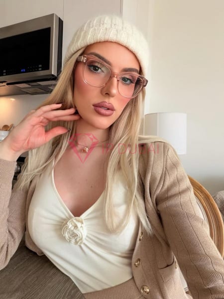 Alina, 25, Russian, in Deira, Dubai, from AED 8,800 an hour, speaks Russian and English — photo 17 of 22