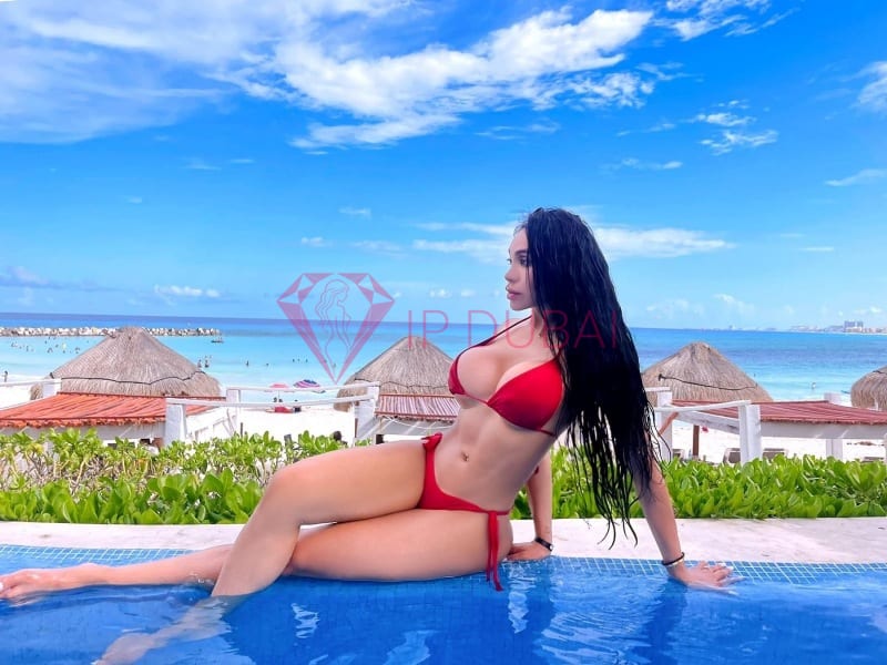 Vitoria, 27, Latina, in Khalifa City, Abu Dhabi, from AED 13,000 an hour, speaks Spanish and Portuguese — photo 21 of 46