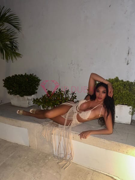 Vitoria, 27, Latina, in Khalifa City, Abu Dhabi, from AED 13,000 an hour, speaks Spanish and Portuguese — photo 4 of 46