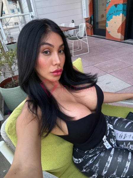 Vitoria, 27, Latina, in Khalifa City, Abu Dhabi, from AED 13,000 an hour, speaks Spanish and Portuguese — photo 9 of 46