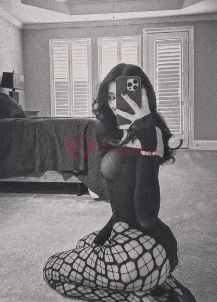 Yasmin, 22, Latina, in Al Khalidiyah, Abu Dhabi, from AED 2,000 an hour, speaks Spanish and Portuguese — photo 14 of 17