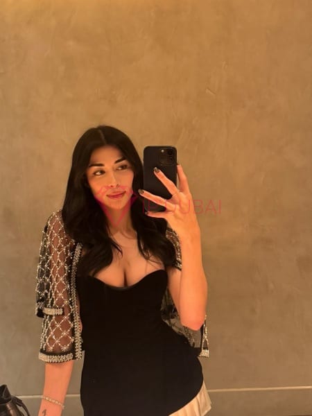 Yasmin, 22, Latina, in Al Khalidiyah, Abu Dhabi, from AED 2,000 an hour, speaks Spanish and Portuguese — photo 9 of 17
