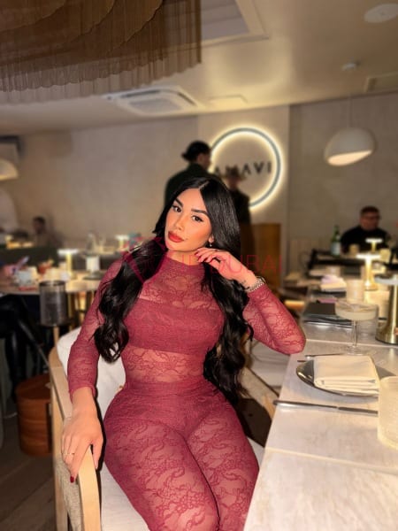 Yasmin, 24, Latina, in Al Jurf, Ajman, from AED 2,400 an hour, speaks Spanish and Portuguese — photo 11 of 12