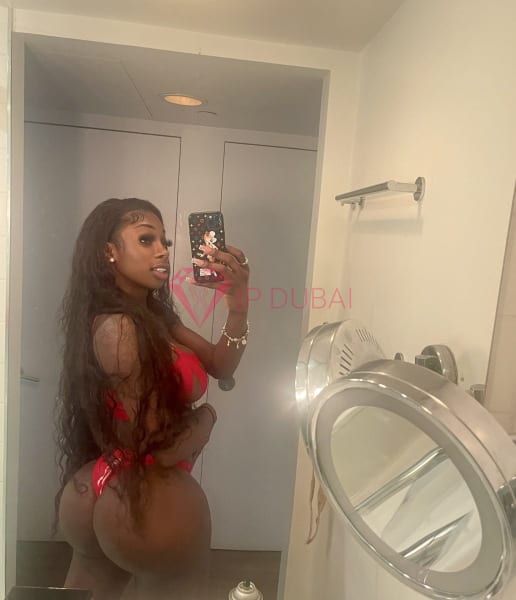 Gabriela, 26, Latina, in Yas Island, Abu Dhabi, from AED 2,850 an hour, speaks Spanish and Portuguese — photo 7 of 19