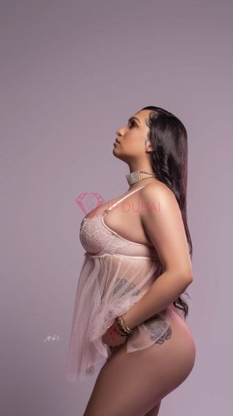 Vanessa, 25, Latina, in Dibba, Fujairah, from AED 1,950 an hour, speaks Spanish and Portuguese — photo 3 of 7