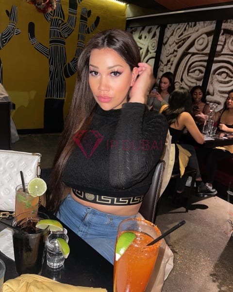 Beatriz, 25, Latina, in Al Khan, Sharjah, from AED 2,150 an hour, speaks Spanish and Portuguese — photo 22 of 29