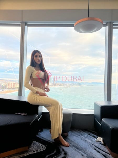 Sofia, 23, Latina, in Mirdif, Dubai, from AED 2,350 an hour, speaks Spanish and Portuguese — photo 28 of 42