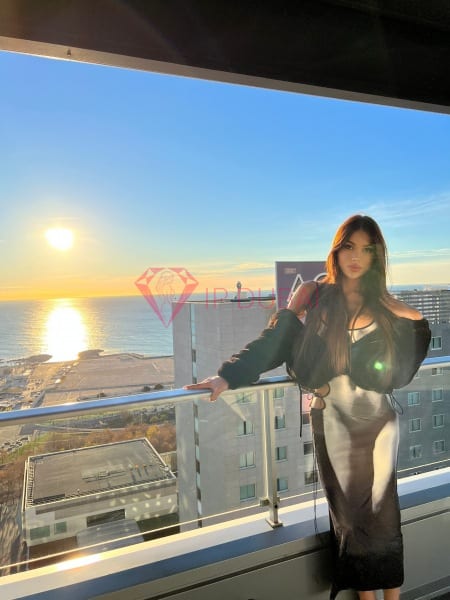 Sofia, 23, Latina, in Mirdif, Dubai, from AED 2,350 an hour, speaks Spanish and Portuguese — photo 30 of 42