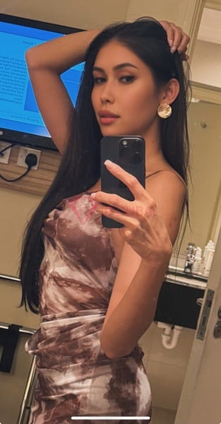 Jasmine, 28, Asian, in Al Mushrif, Abu Dhabi, from AED 9,400 an hour, speaks Chinese and English — photo 29 of 91