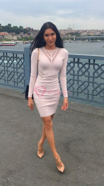 Jasmine, 28, Asian, in Al Mushrif, Abu Dhabi, from AED 9,400 an hour, speaks Chinese and English — photo 63 of 91