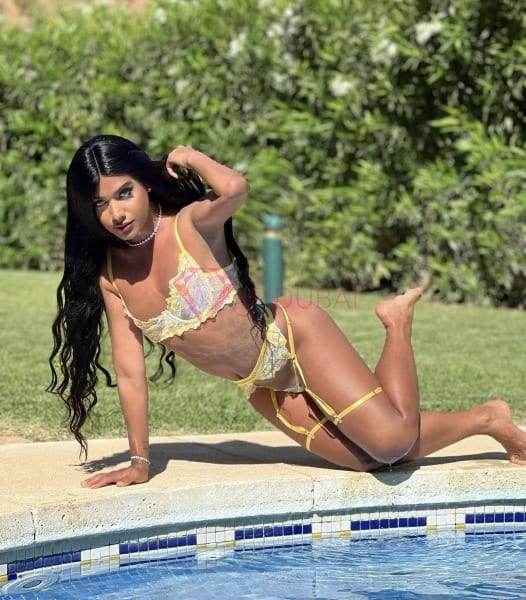 Melissa, 22, Latina, in Al Khan, Sharjah, from AED 11,700 an hour, speaks Spanish and Portuguese — photo 3 of 4