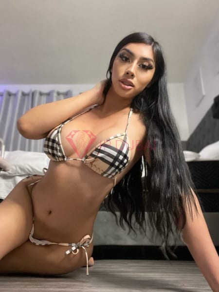 Gabriela, 23, Latina, in Discovery Gardens, Dubai, from AED 2,750 an hour, speaks Spanish and Portuguese — photo 12 of 29