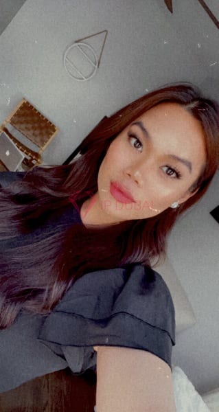 Emiko, 25, Asian, in Satwa, Dubai, from AED 2,800 an hour, speaks Chinese and English — photo 15 of 30