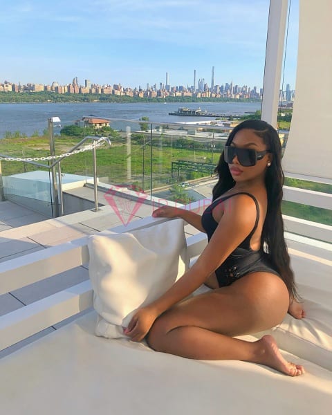 Ariana, 21, Latina, in Al Khalidiyah, Abu Dhabi, from AED 10,800 an hour, speaks Spanish and Portuguese — photo 23 of 37
