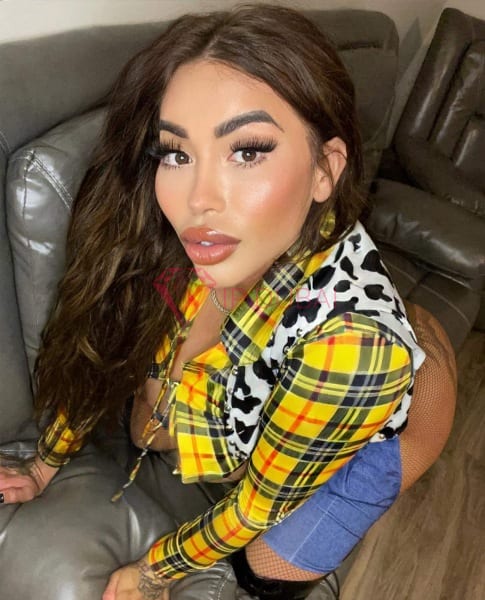 Ximena, 24, Latina, in Satwa, Dubai, from AED 2,200 an hour, speaks Spanish and Portuguese — photo 56 of 61