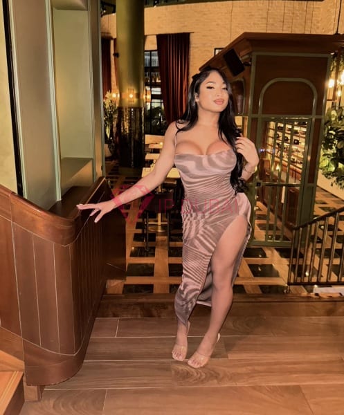 Leticia, 19, Latina, in Discovery Gardens, Dubai, from AED 2,350 an hour, speaks Spanish and Portuguese — photo 6 of 11