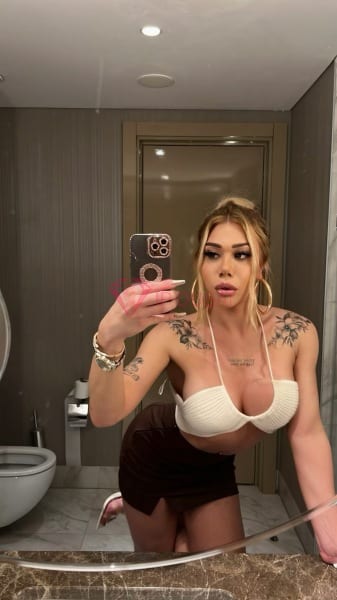 Ximena, 22, Latina, in International City, Dubai, from AED 9,000 an hour, speaks Spanish and Portuguese — photo 19 of 27