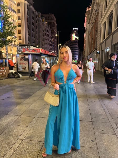 Larissa, 22, Latina, in Business Bay, Dubai, from AED 2,450 an hour, speaks Spanish and Portuguese — photo 3 of 9