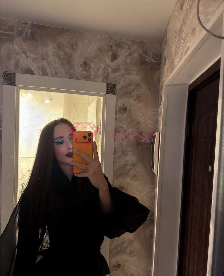 Jimena, 21, Latina, in Fujairah City, Fujairah, from AED 2,500 an hour, speaks Spanish and Portuguese — photo 3 of 6