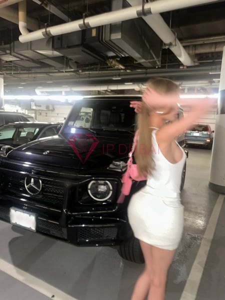 Nari, 24, Asian, in Downtown, Dubai, from AED 2,200 an hour, speaks Chinese and English — photo 4 of 71