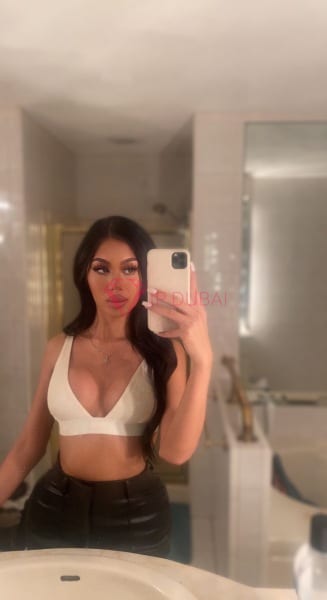 Nari, 24, Asian, in Downtown, Dubai, from AED 2,200 an hour, speaks Chinese and English — photo 43 of 71