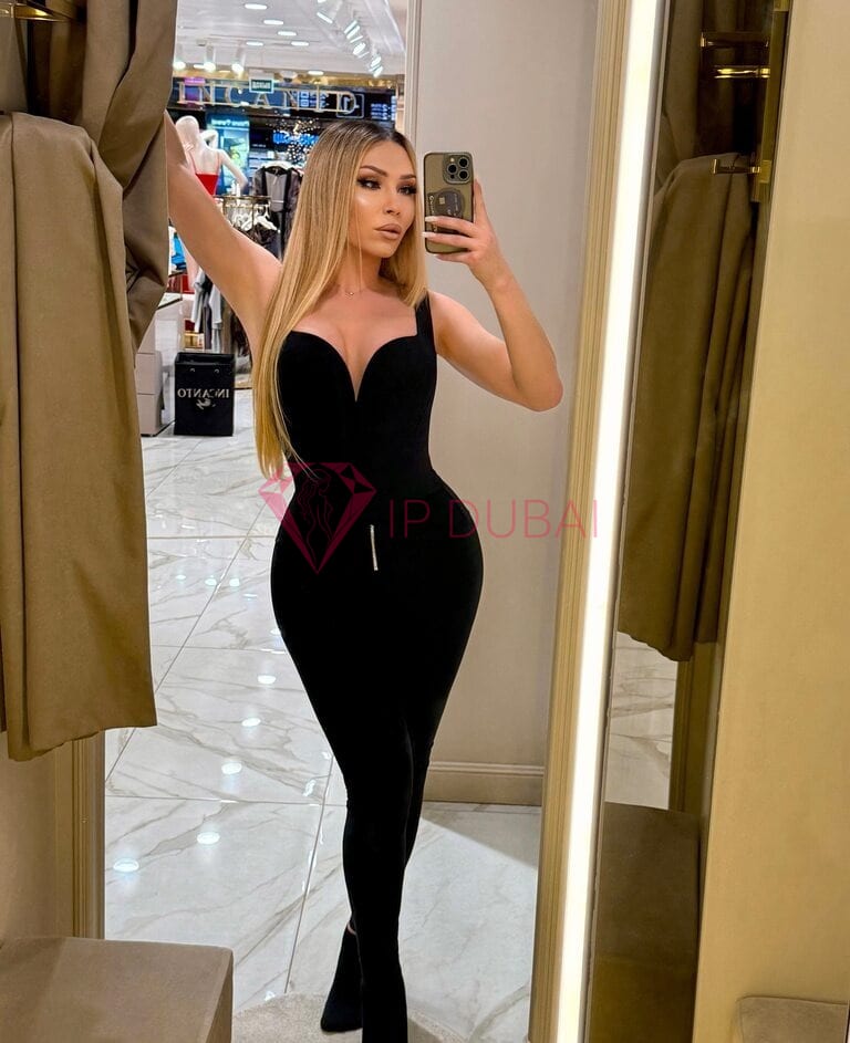 Nari, 22, Asian, in Bur Dubai, Dubai, from AED 2,650 an hour, speaks Chinese and English — photo 30 of 35