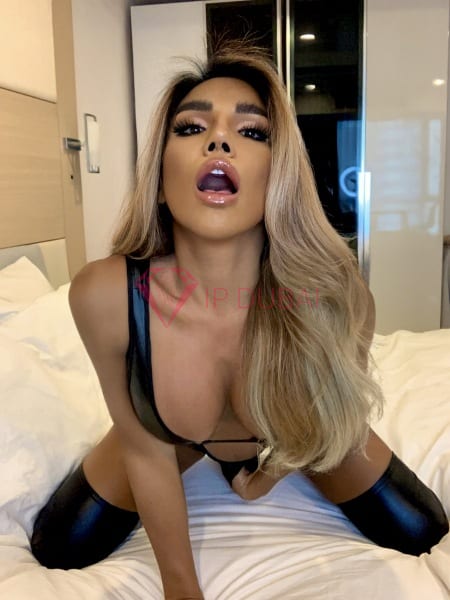 Anya, 28, Asian, in Al Barsha, Dubai, from AED 13,500 an hour, speaks Chinese and English — photo 3 of 27