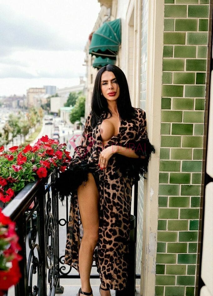 Larisa, 33, Russian, in Khalifa City, Abu Dhabi, from AED 2,200 an hour, speaks Russian and English — photo 12 of 17