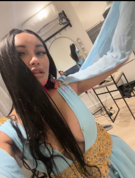 Anya, 27, Asian, in Al Khan, Sharjah, from AED 1,800 an hour, speaks Chinese and English — photo 3 of 15