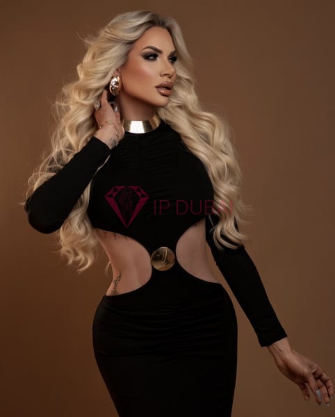 Amanda, 31, Latina, in Corniche, Abu Dhabi, from AED 2,600 an hour, speaks Spanish and Portuguese — photo 4 of 12