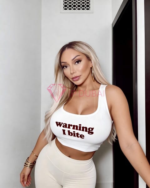 Melissa, 29, Latina, in Downtown, Dubai, from AED 3,000 an hour, speaks Spanish and Portuguese — photo 18 of 38