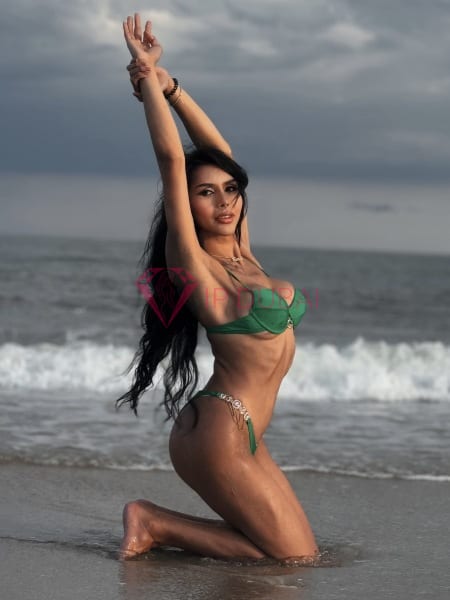 Chalisa, 27, Asian, in Khalifa City, Abu Dhabi, from AED 2,100 an hour, speaks Chinese and English — photo 16 of 29