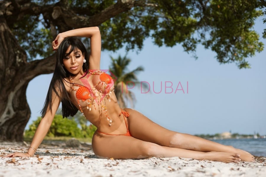 Bianca, 26, Latina, in JBR, Dubai, from AED 1,850 an hour, speaks Spanish and Portuguese — photo 15 of 73