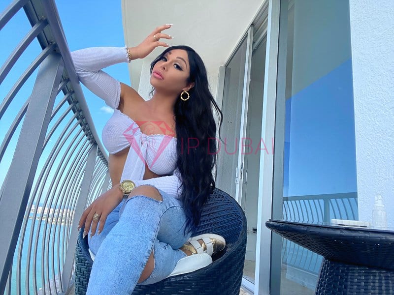 Bianca, 26, Latina, in JBR, Dubai, from AED 1,850 an hour, speaks Spanish and Portuguese — photo 71 of 73