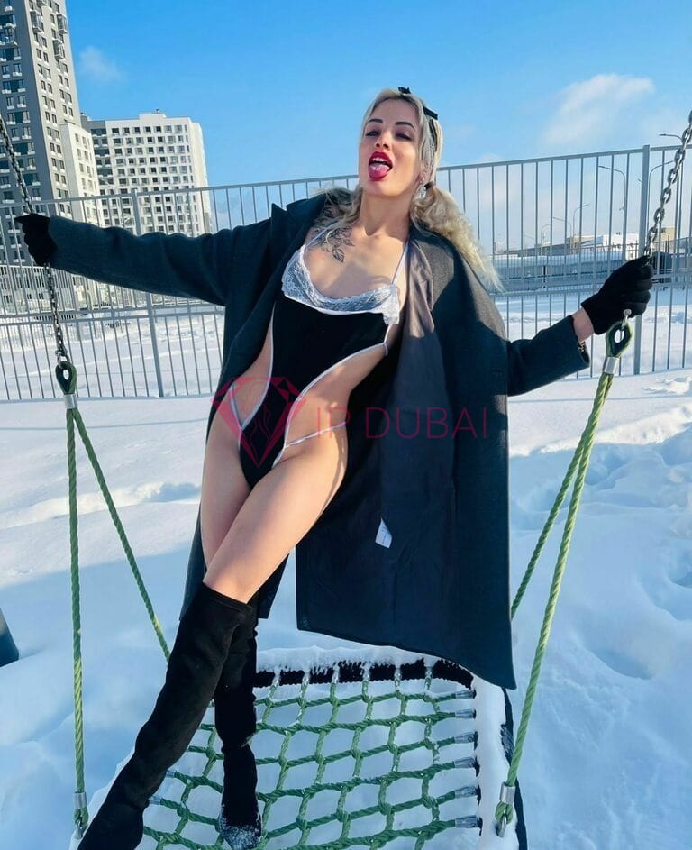 Amanda, 22, Latina, in Al Barsha, Dubai, from AED 12,800 an hour, speaks Spanish and Portuguese — photo 10 of 11