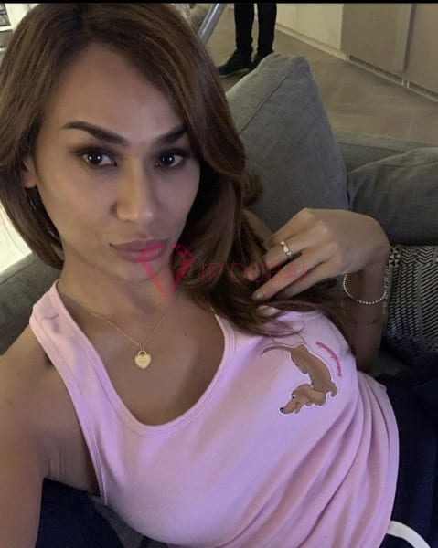Mika, 31, Asian, in Palm Jumeirah, Dubai, from AED 2,700 an hour, speaks Chinese and English — photo 31 of 43