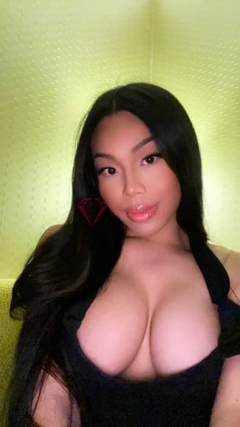 Tida, 25, Asian, in Karama, Dubai, from AED 11,900 an hour, speaks Chinese and English — photo 10 of 13
