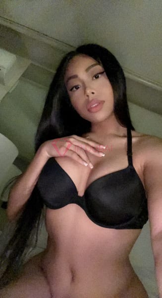 Tida, 25, Asian, in Karama, Dubai, from AED 11,900 an hour, speaks Chinese and English — photo 7 of 13