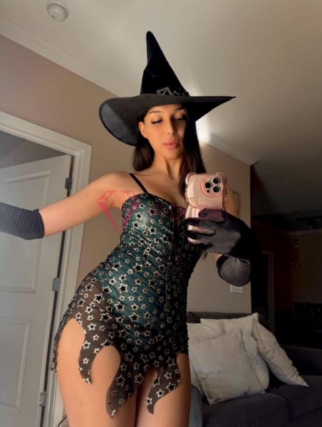 Jimena, 27, Latina, in Mussafah, Abu Dhabi, from AED 12,800 an hour, speaks Spanish and Portuguese — photo 13 of 26