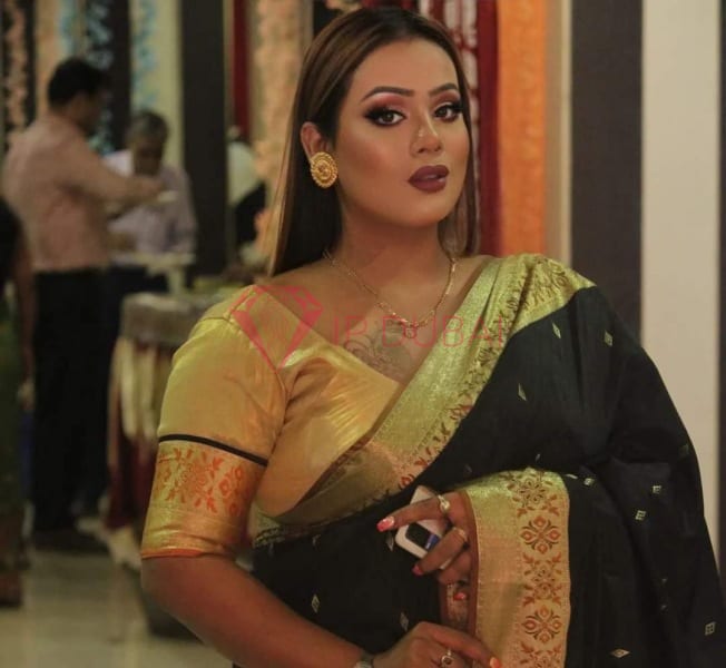 Magda, 23, Indian, in Khalifa City, Abu Dhabi, from AED 10,800 an hour, speaks English and French — photo 14 of 25