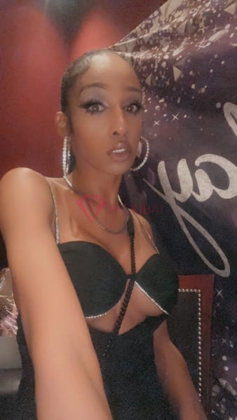Daniela, 26, Latina, in Business Bay, Dubai, from AED 2,000 an hour, speaks Spanish and Portuguese — photo 3 of 11